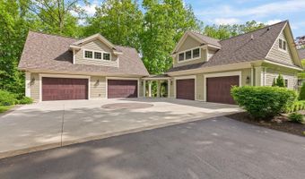 3120 Windmill Dr, Adrian, MI 49221
