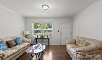 3326 Dunaire Dr, Charlotte, NC 28205
