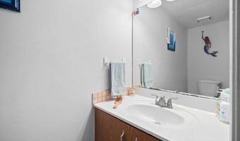 67 W 8TH St, Atlantic Beach, FL 32233