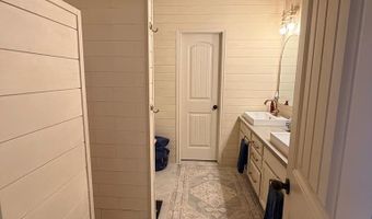 702 Shepherd Cir, Andrews, TX 79714