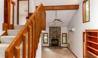9 Sandy Brook Rd 2, Clinton, CT 06413