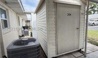204 S Anoka Ave, Avon Park, FL 33825