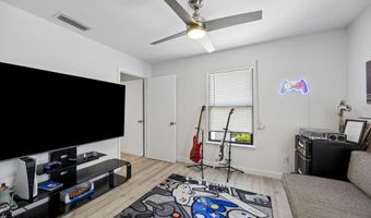 330 GARDEN Ln, Atlantic Beach, FL 32233