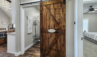 33765 S Coves Dr, Afton, OK 74331