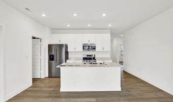 5262 Nettleton Way, Avon, IN 46123
