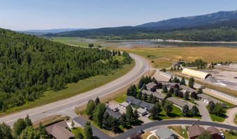 500 SNAKE RIVER Dr 2, Alpine, WY 83128