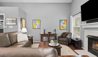7460 CROSS GATE Ln, Alexandria, VA 22315