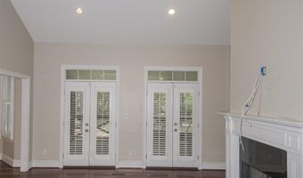 151 Mockingbird Ln, Atmore, AL 36502