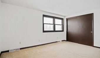 313 Kaymar Dr, Amherst, NY 14228