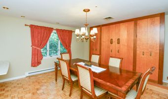 123 El Toro Dr, Bristol, CT 06010