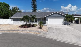 6531 SANTIAGO Ct, Apollo Beach, FL 33572