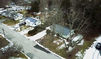 100 Woodland Dr, Barre, VT 05641