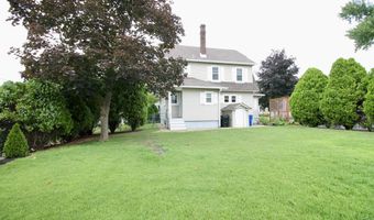 334 Campbell Ave, Belford, NJ 07718