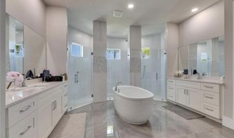 706 MANNS HARBOR Dr, Apollo Beach, FL 33572