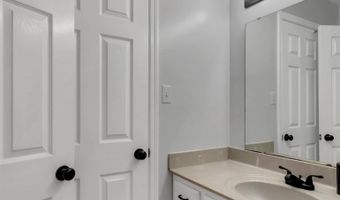 216 Whitfield Dr, Athens, AL 35613
