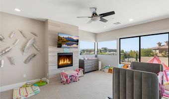 5 Crystal Tree Pass, Henderson, NV 89052