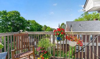48 6th St, Bangor, ME 04401