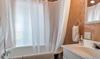 200 Thompson Falls Rd, Arab, AL 35016