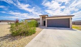 3802 Saguaro Dr, Carlsbad, NM 88220
