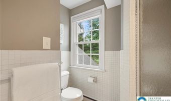 2892 Edgemont Dr, Allentown, PA 18103