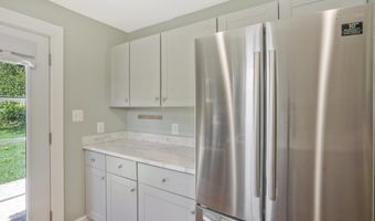 6024 RIXEY Dr, Alexandria, VA 22303