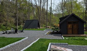 633 And 643 HANGING ROCK Rd, Augusta, WV 26704