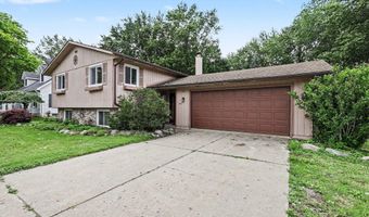 302 Westwinds Dr, Almont, MI 48003