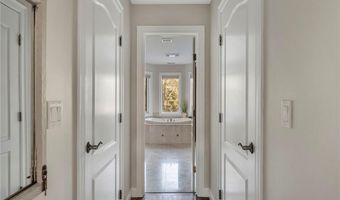 20 Red Brook Xing, Lincoln, RI 02865