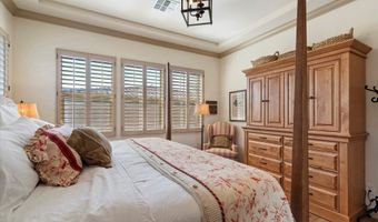 92 ALMARTE Dr, Carefree, AZ 85377