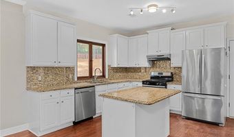 560 Kimball Crest Ct, Alpharetta, GA 30022