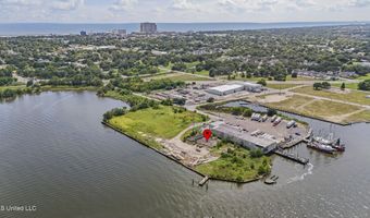 540 Bayview Ave, Biloxi, MS 39530