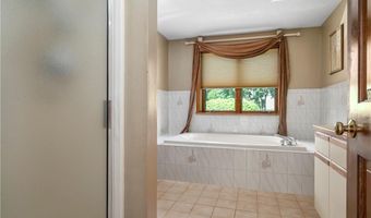 80 Fisher Rd 50, Cumberland, RI 02864