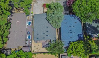 110 CAROLINA St, Dewey Beach, DE 19971