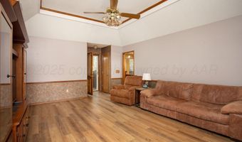8001 ARBOR St, Amarillo, TX 79110