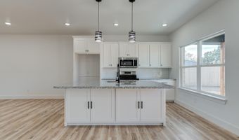 407 Ave M, Abernathy, TX 79311