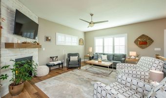 2204 SW Westwood St, Ankeny, IA 50023