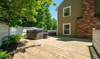 78 Hitching Post Ln, Bedford, NH 03110