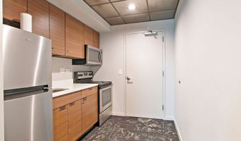 77 S Evergreen Ave 206, Arlington Heights, IL 60005