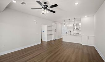 3329 SE MP Pkwy 303, Bentonville, AR 72712