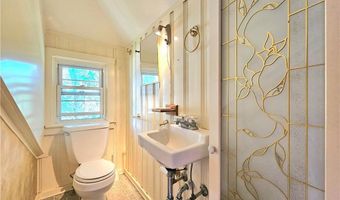 2313 W Allen St, Allentown, PA 18104