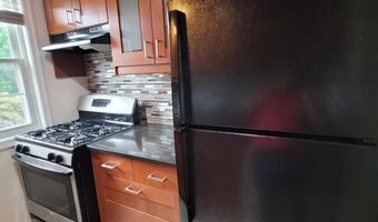 4358 N PERSHING Dr 43582, Arlington, VA 22203