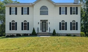11 Macintosh Dr, Andover, NJ 07848