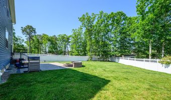 25 Tradewinds Ave, Barnegat, NJ 08005