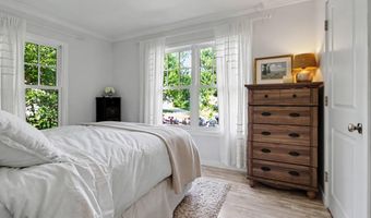 9 E Heatheridge St, Ann Arbor, MI 48104