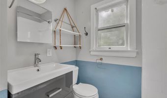 826 GARDEN Plz, Orlando, FL 32803