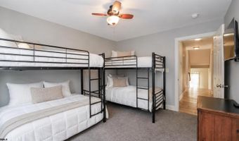 2070 W Riverside Dr, Atlantic City, NJ 08401