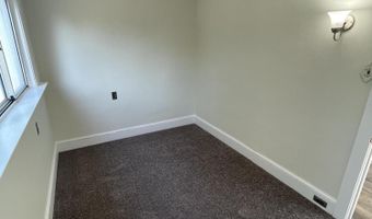 37 E Gloucester Pike 1, Barrington, NJ 08007