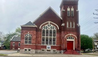 720 Henry St, Alton, IL 62002