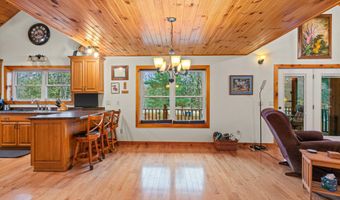 8840 SPRING LAKE Rd, Amherst, WI 54406