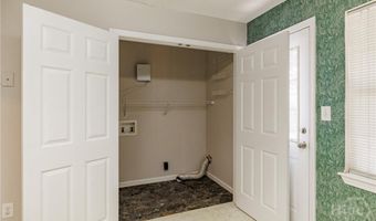 100 Woodstone Dr 10, Athens, GA 30605